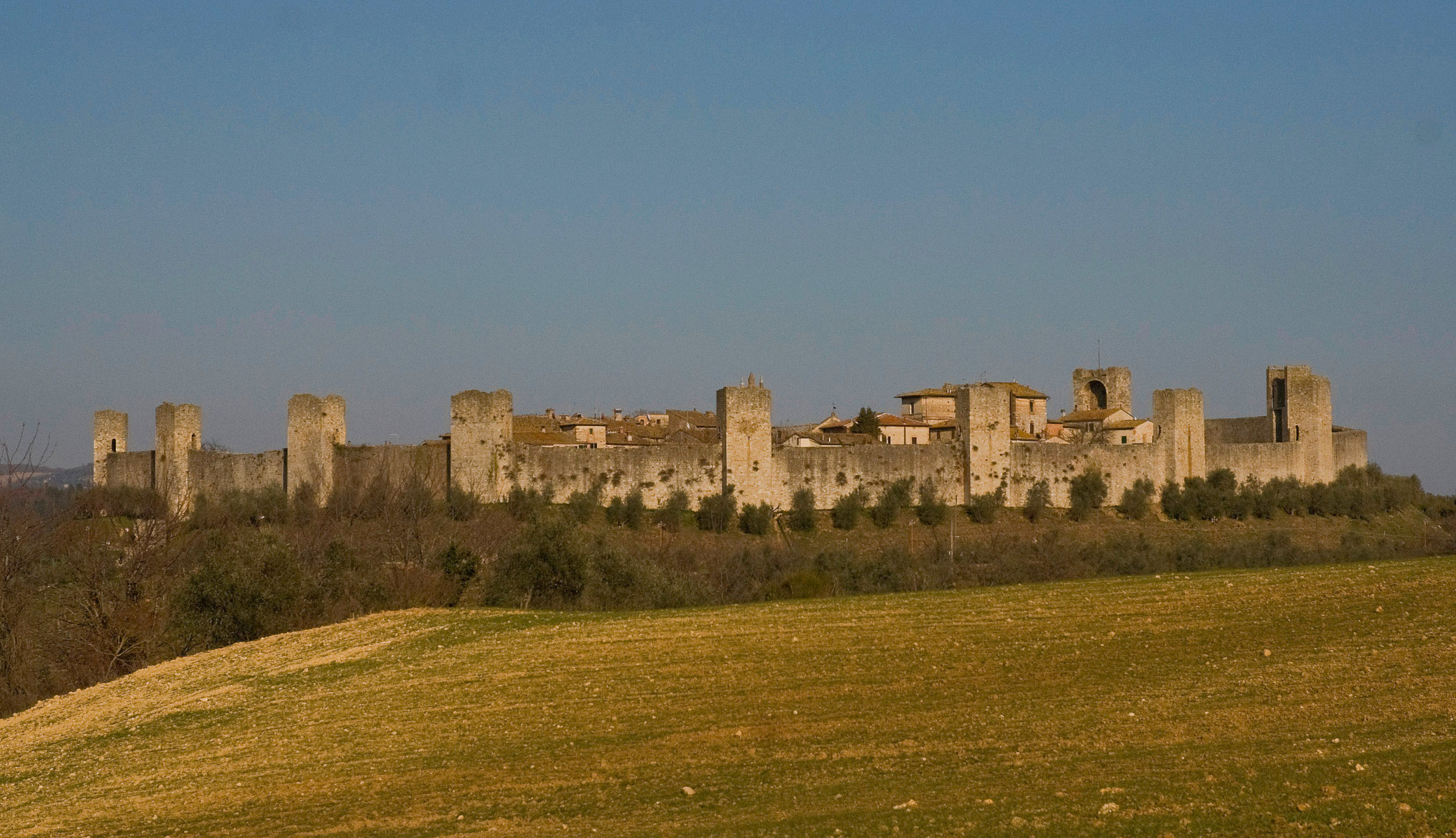 Visit Monteriggioni