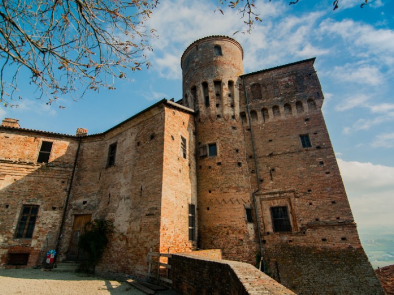 Tour in ebike Langhe a Barolo