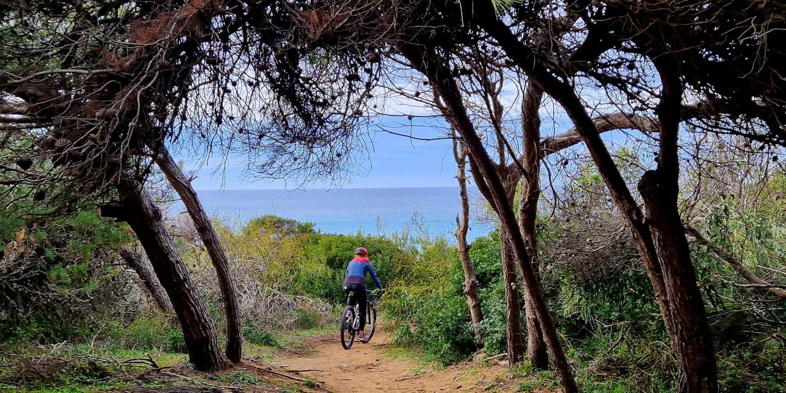 Da Gallipoli alla scoperta di borghi e masserie dell'entroterra salentino