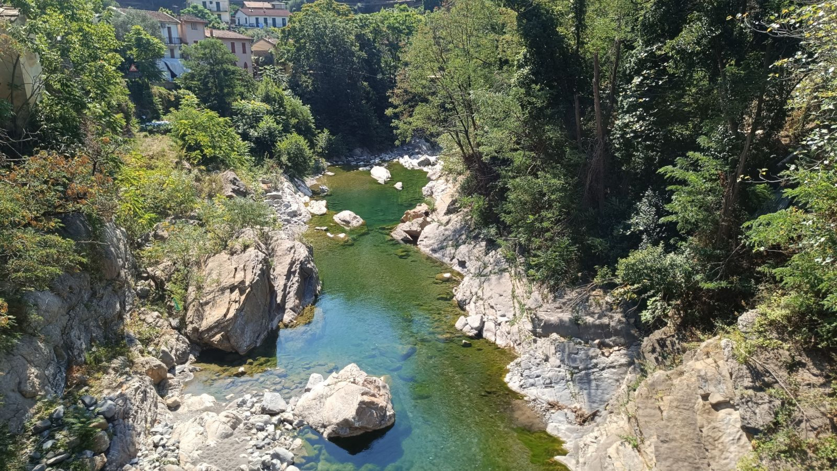 Hero Prezzi noleggio in Valle Argentina e Valle Armea