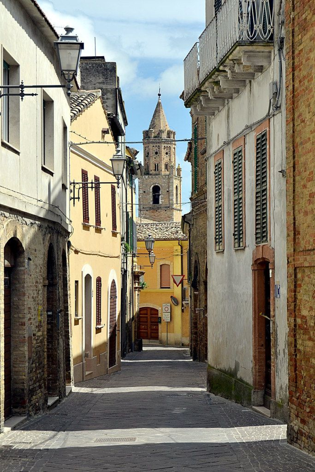 Hero Atri Centro Storico