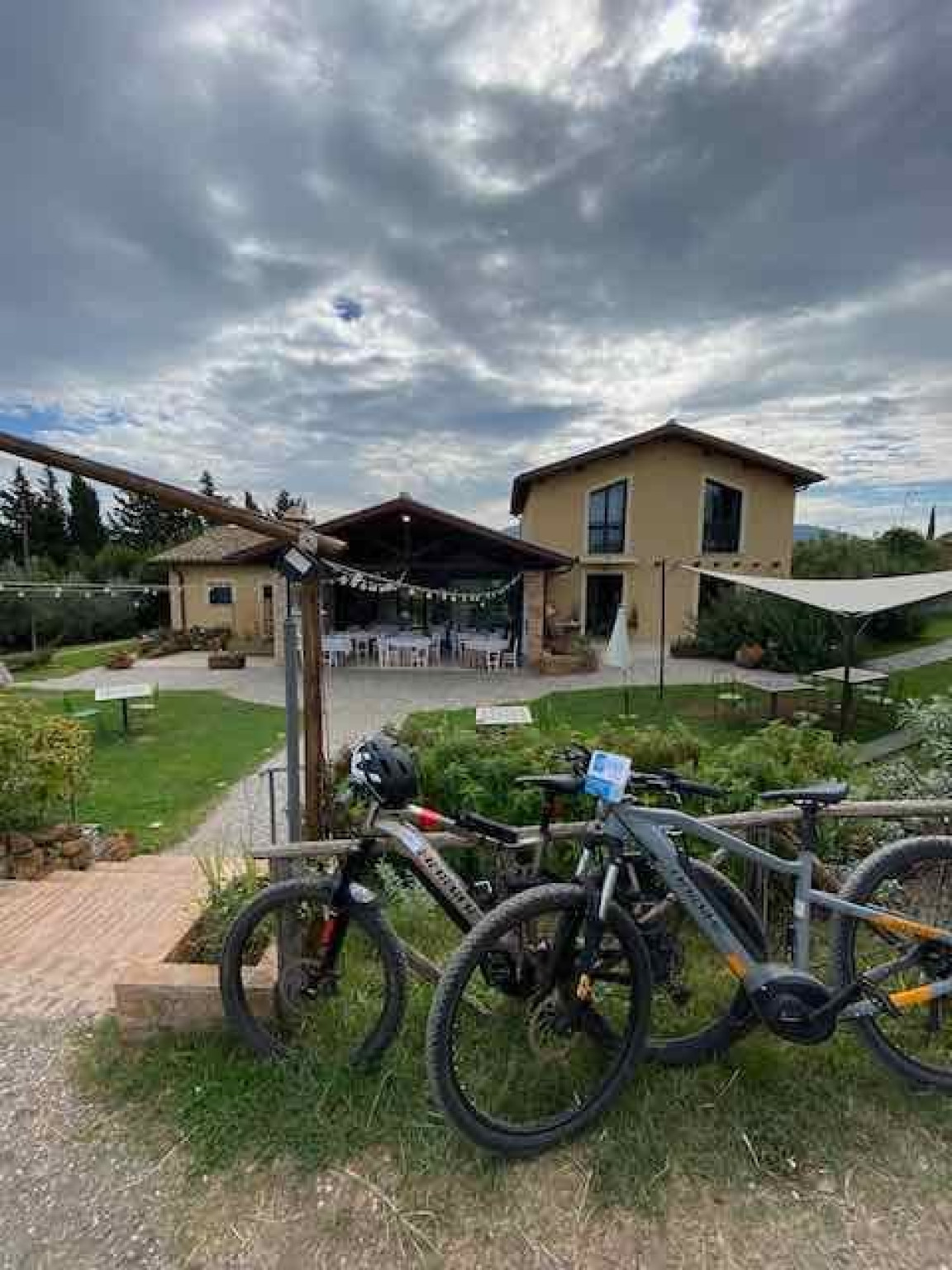 Hero Country House Erba Regina