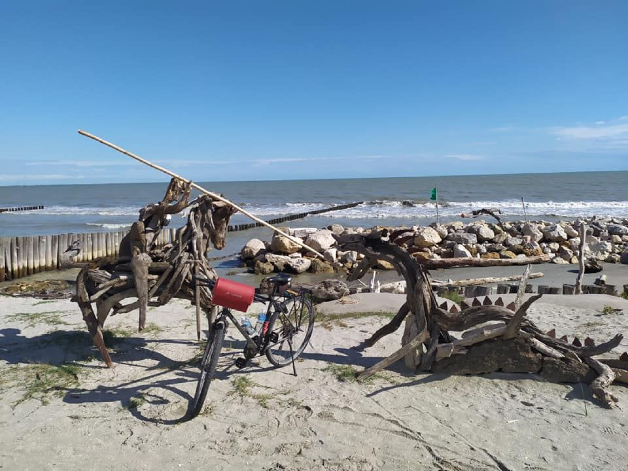 Hero Sculture con Legni dal Mare