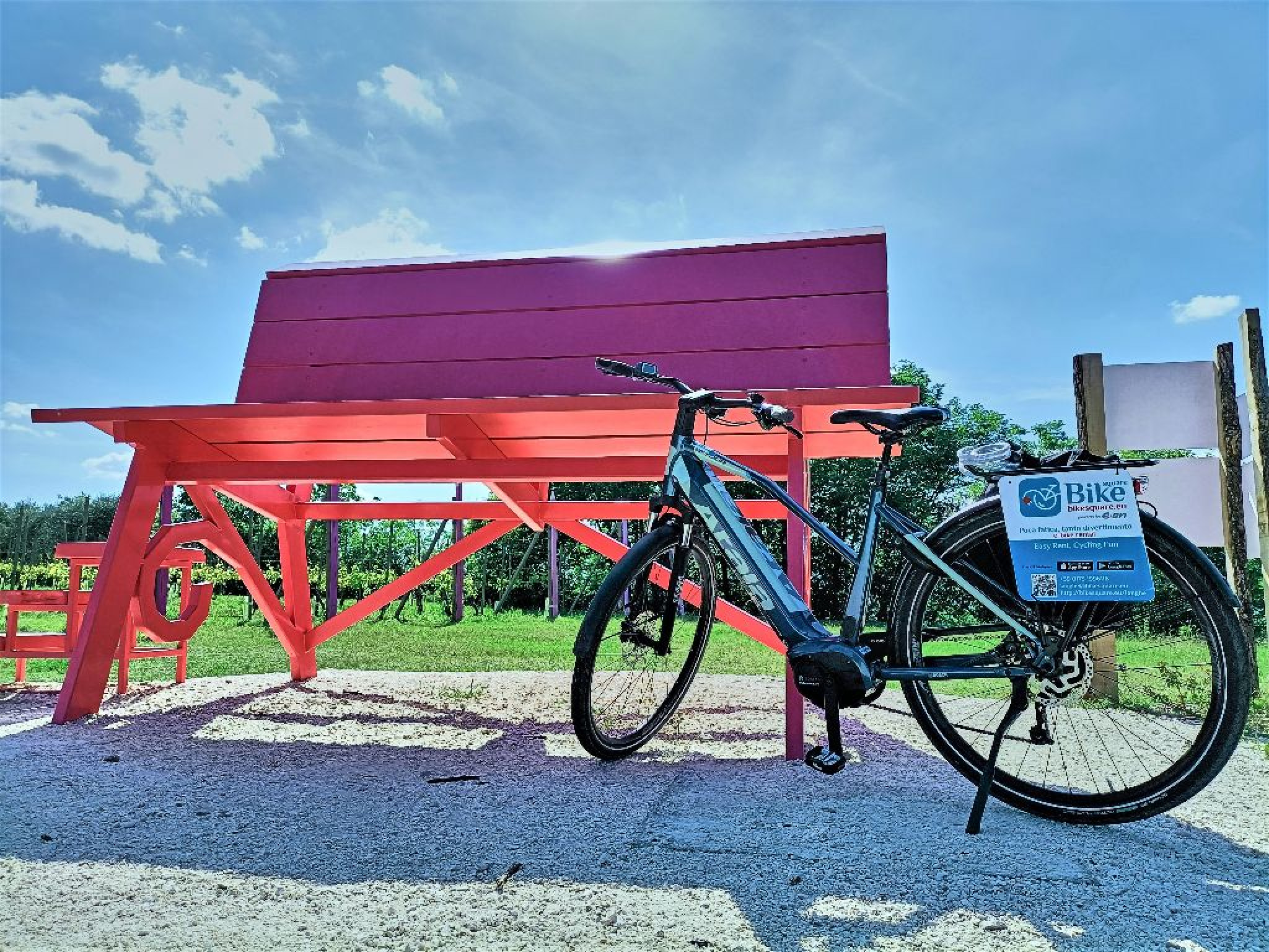 Hero Big Bench - La Panchina Rosa del Chiaretto