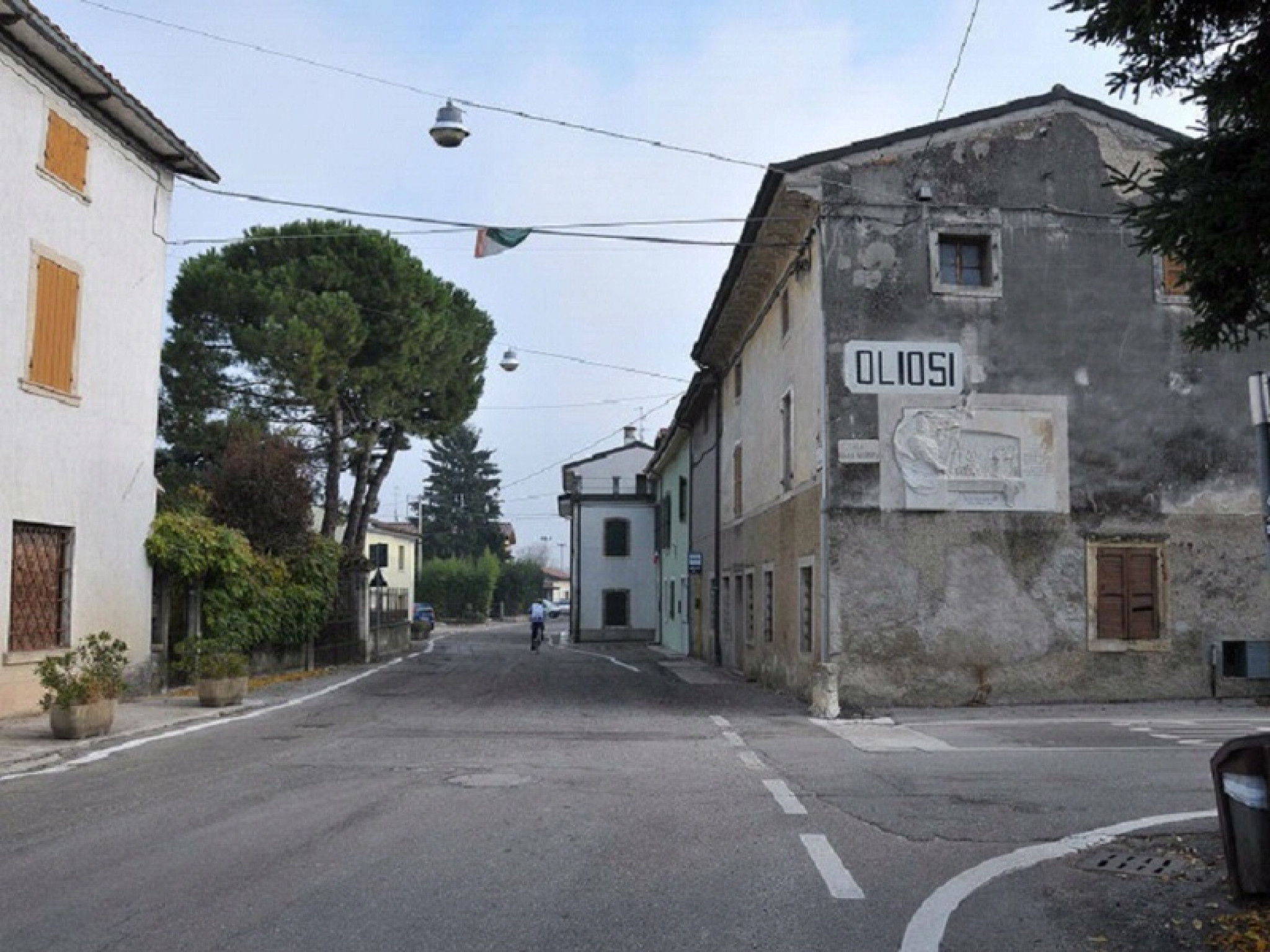 Hero Casa Benati detta della Bandiera 