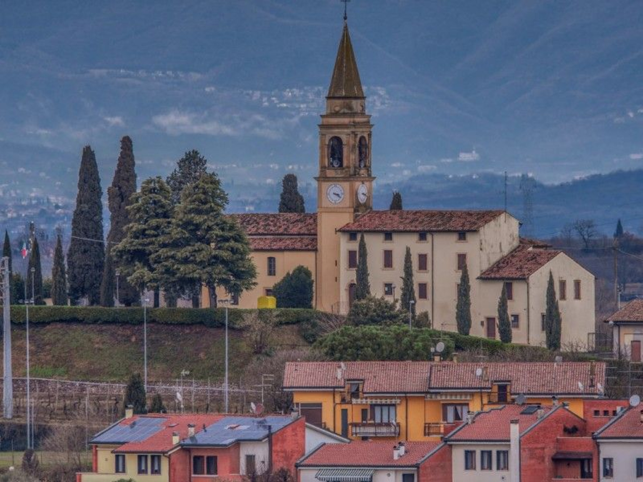 Hero Chiesa di Santa Lucia ai Monti