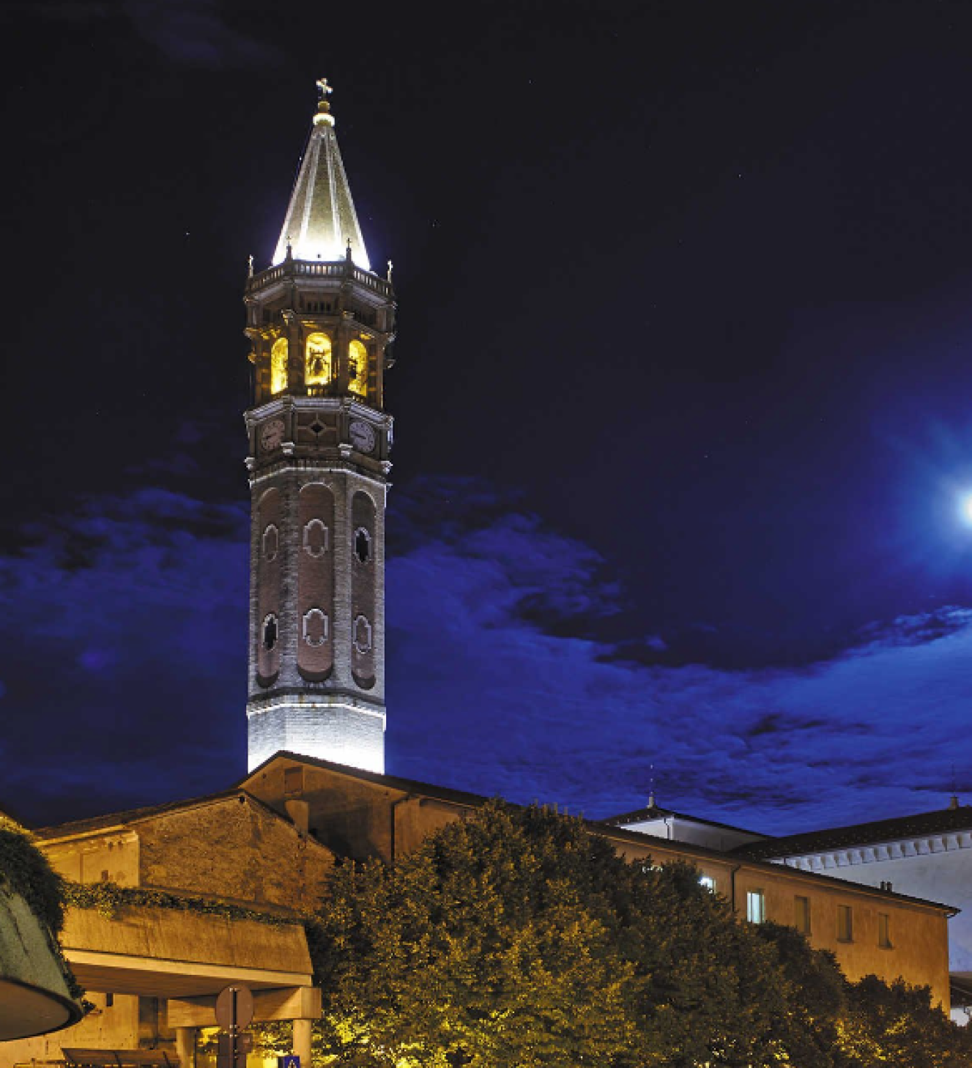 Hero Torrione del Campanile Basilica San Nicolò