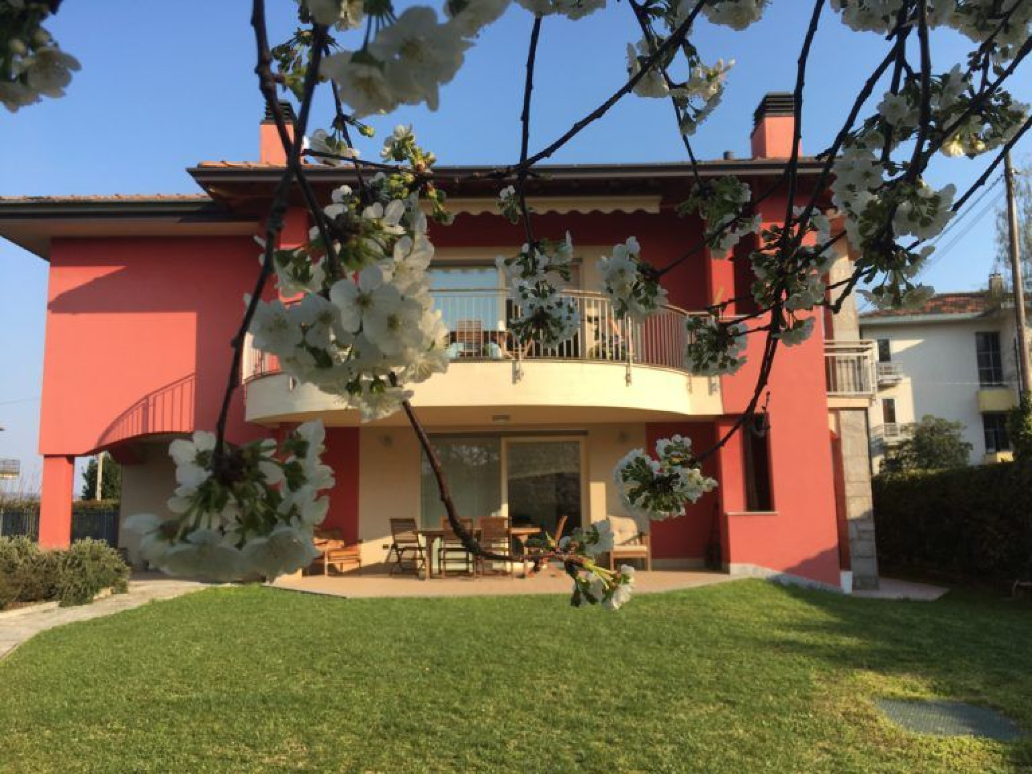 Hero B&B LA CASA ROSSA