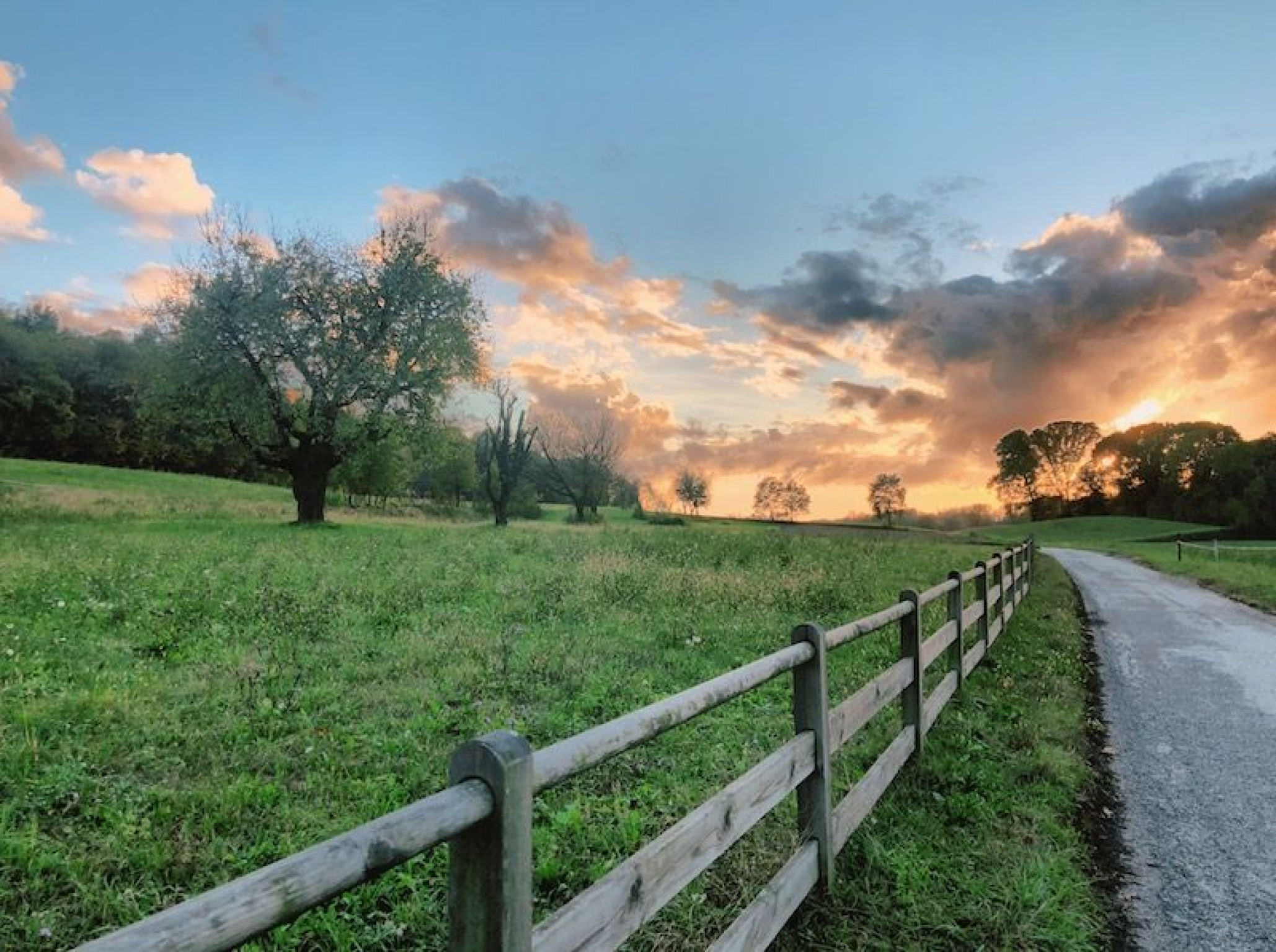 Hero PIANE DI VEGONNO E MONTONATE - LA VALLE DEI FILOSOFI
