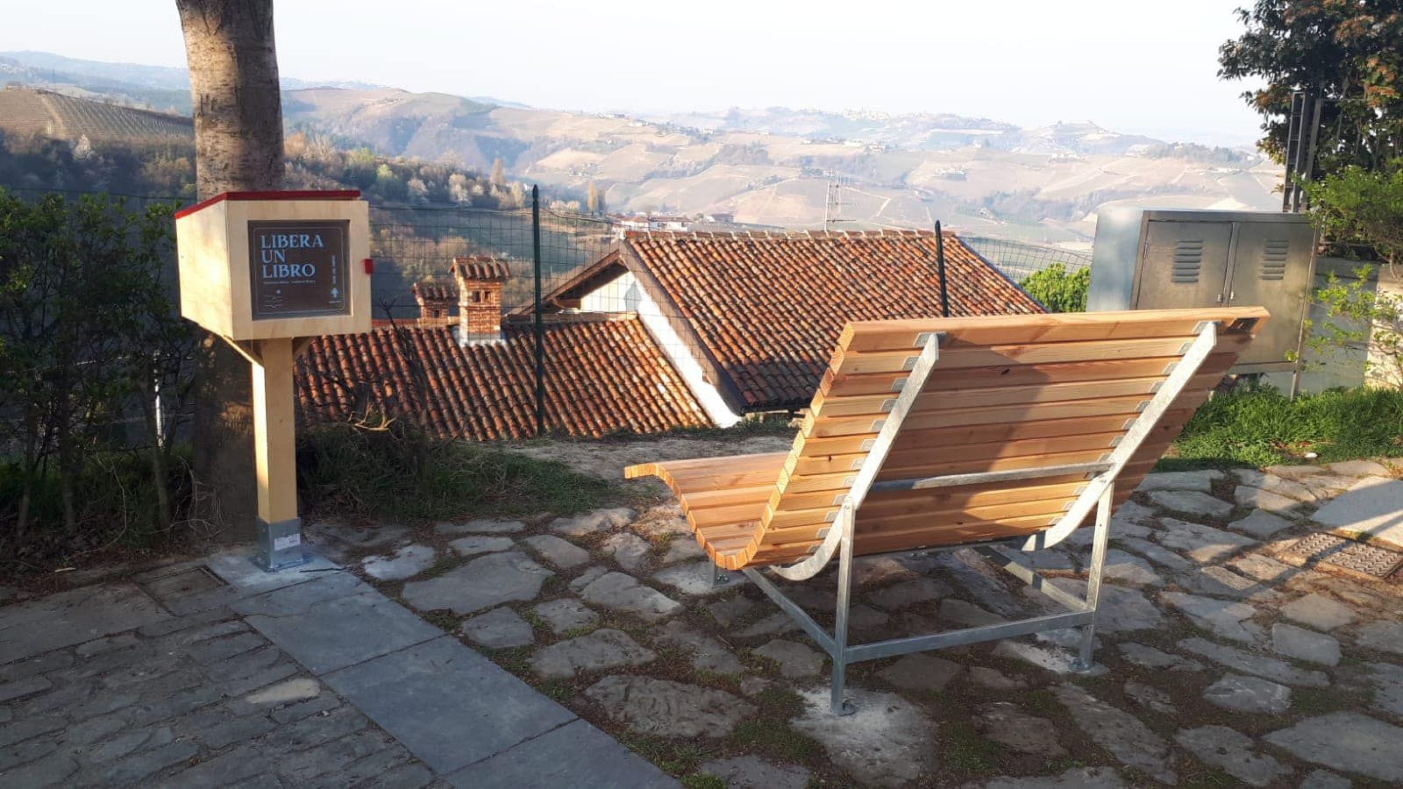 Hero Belvedere di Treiso e casetta del bookcrossing