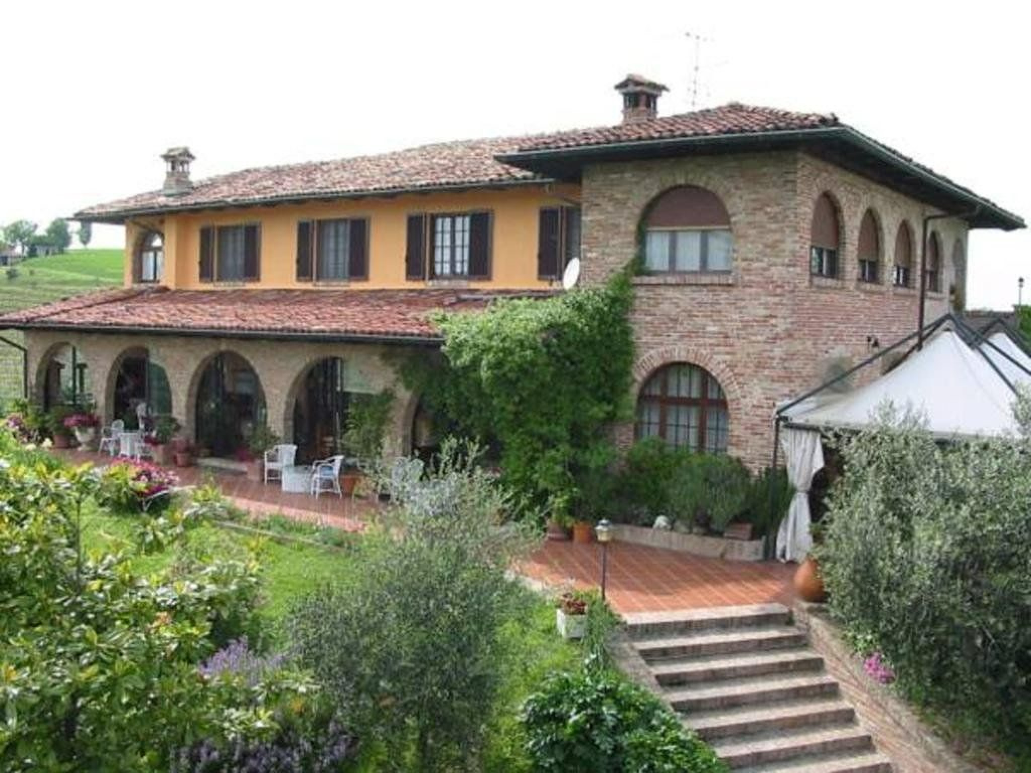 Hero Agriturismo "La Luna e i Falò"