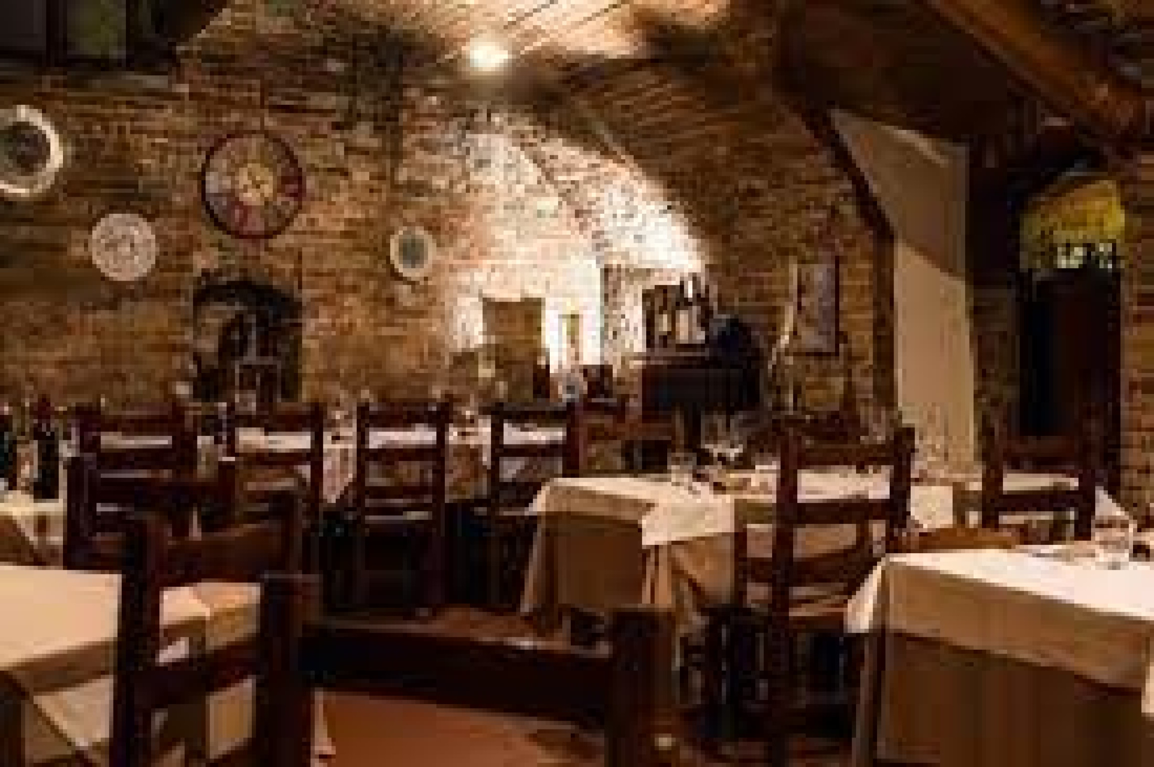 Hero La Signora in Rosso Osteria-Vineria