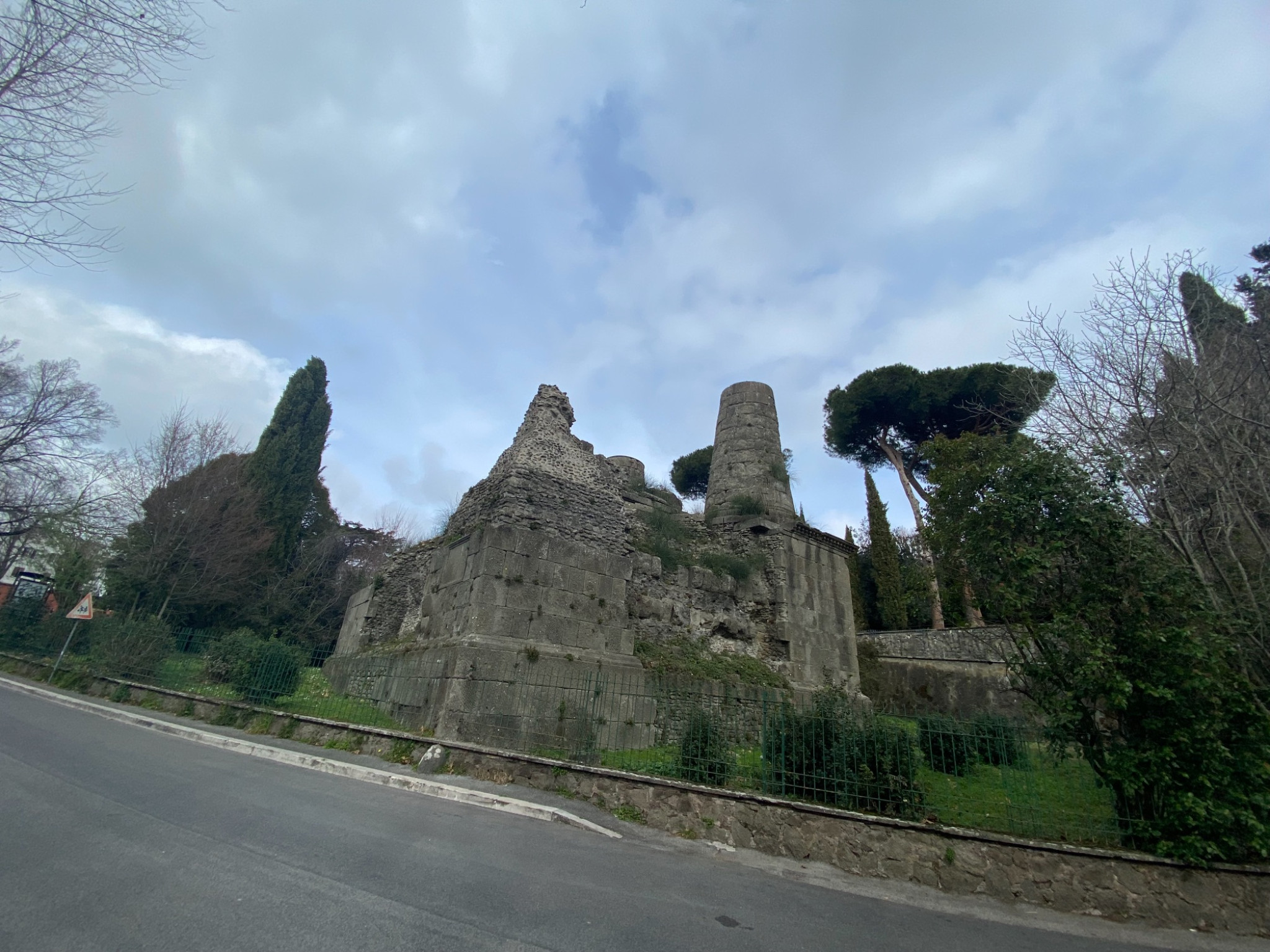 Hero Mausoleo Orazi e Curiazi