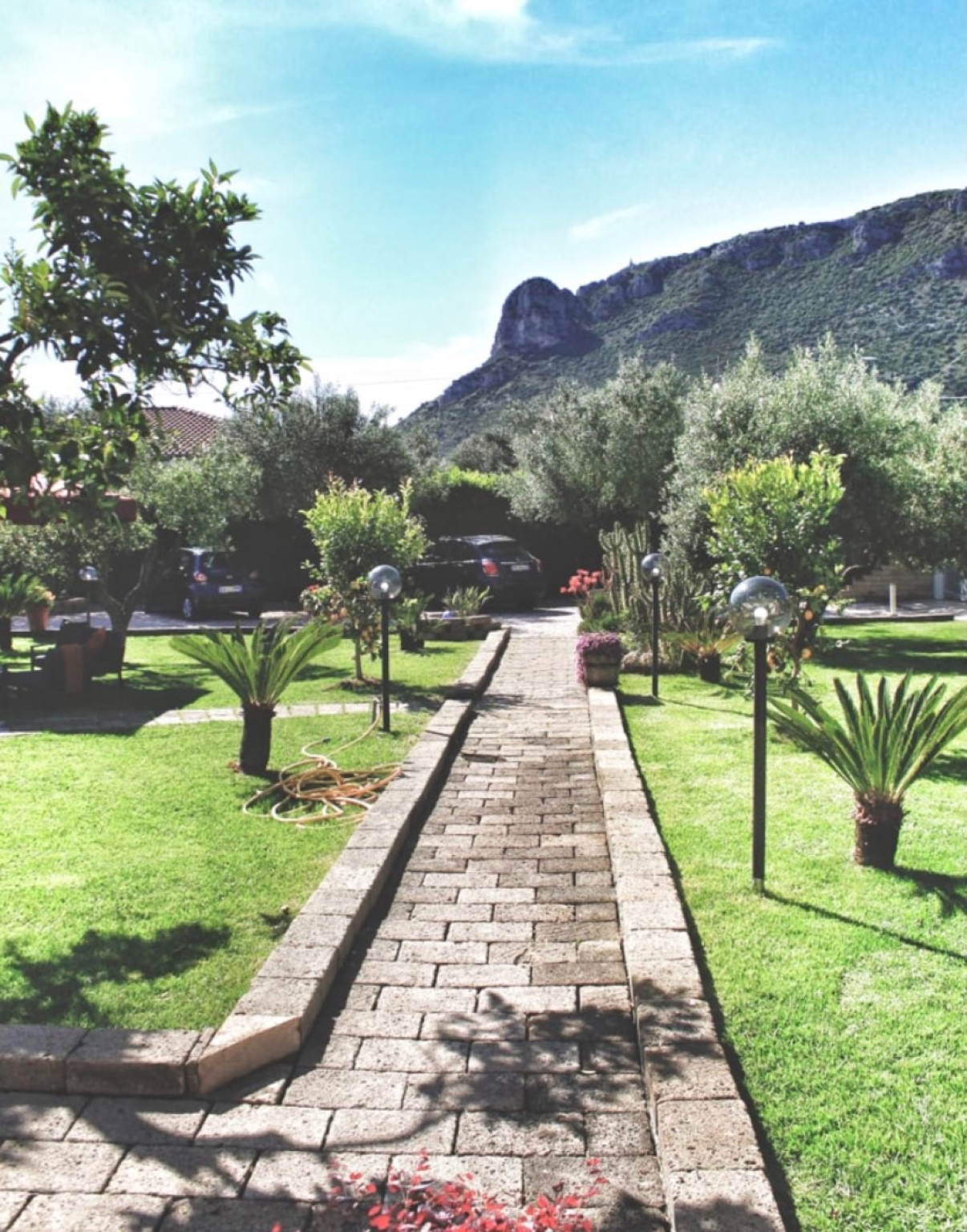 Hero le vie di Feronia