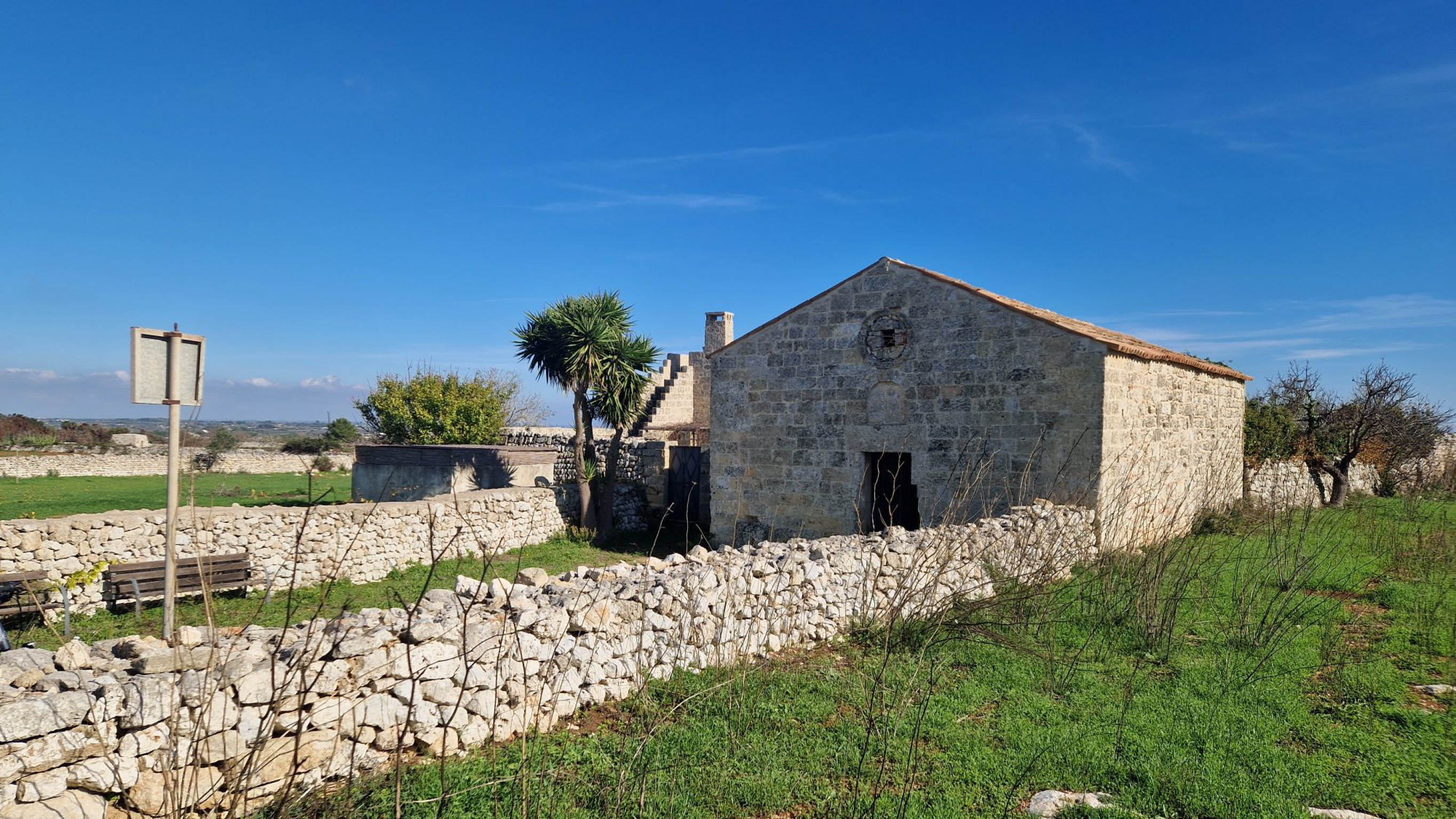 Hero Chiesa di Santa Barbara di Montesardo (Alessano)