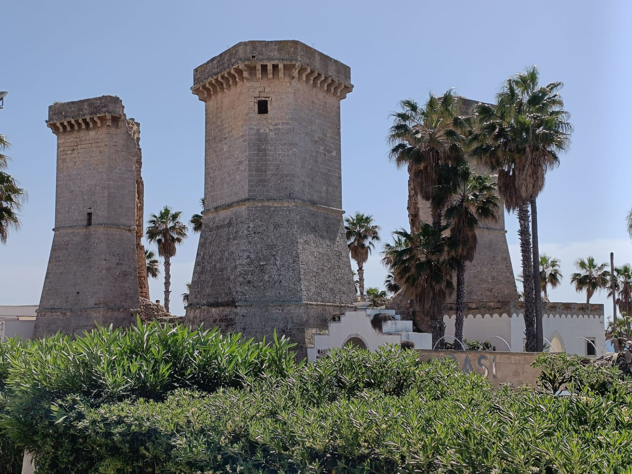 Hero Quattro Colonne a Santa Maria al Bagno (Nardò)
