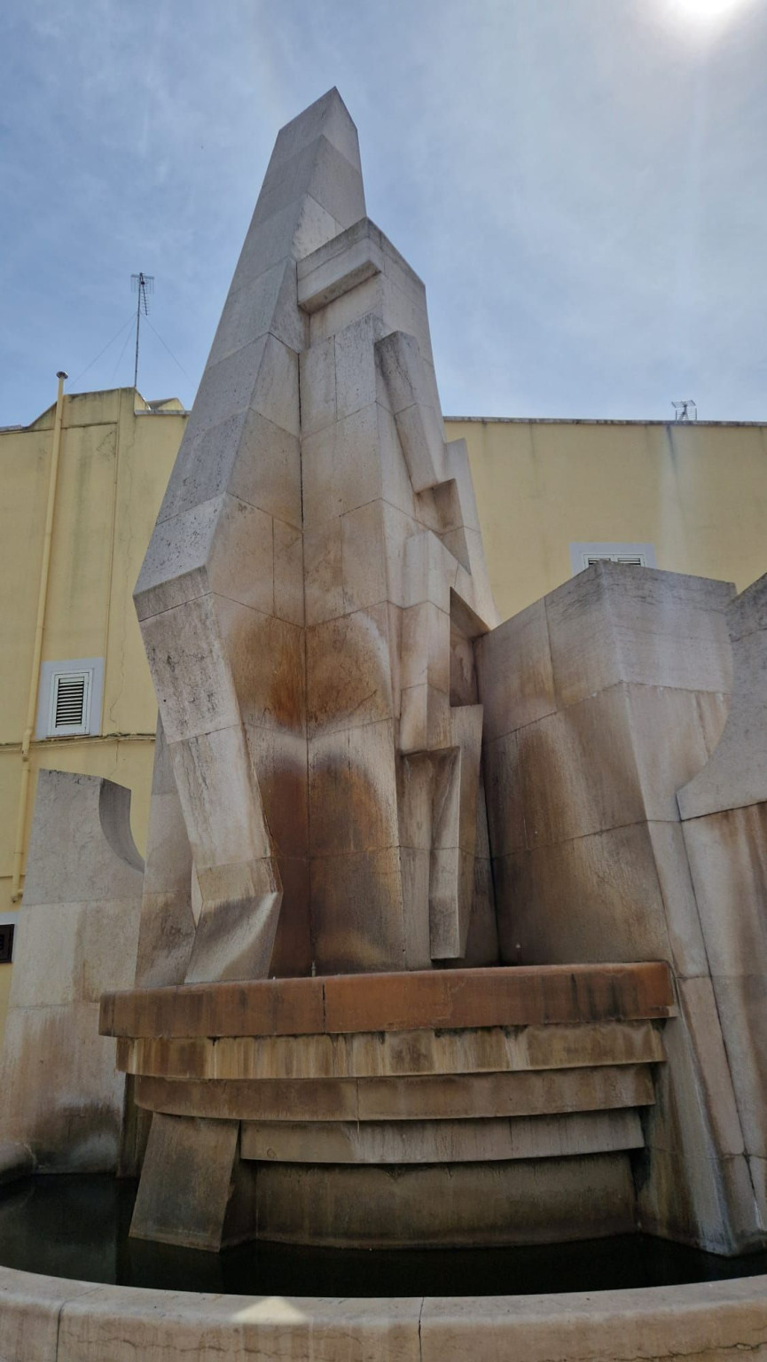 Hero Fontana dei Quattro Elementi a Sannicola