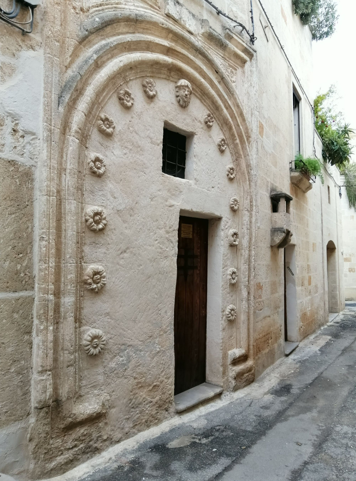 Hero Vico degli Ebrei e Sinagoga di Manduria