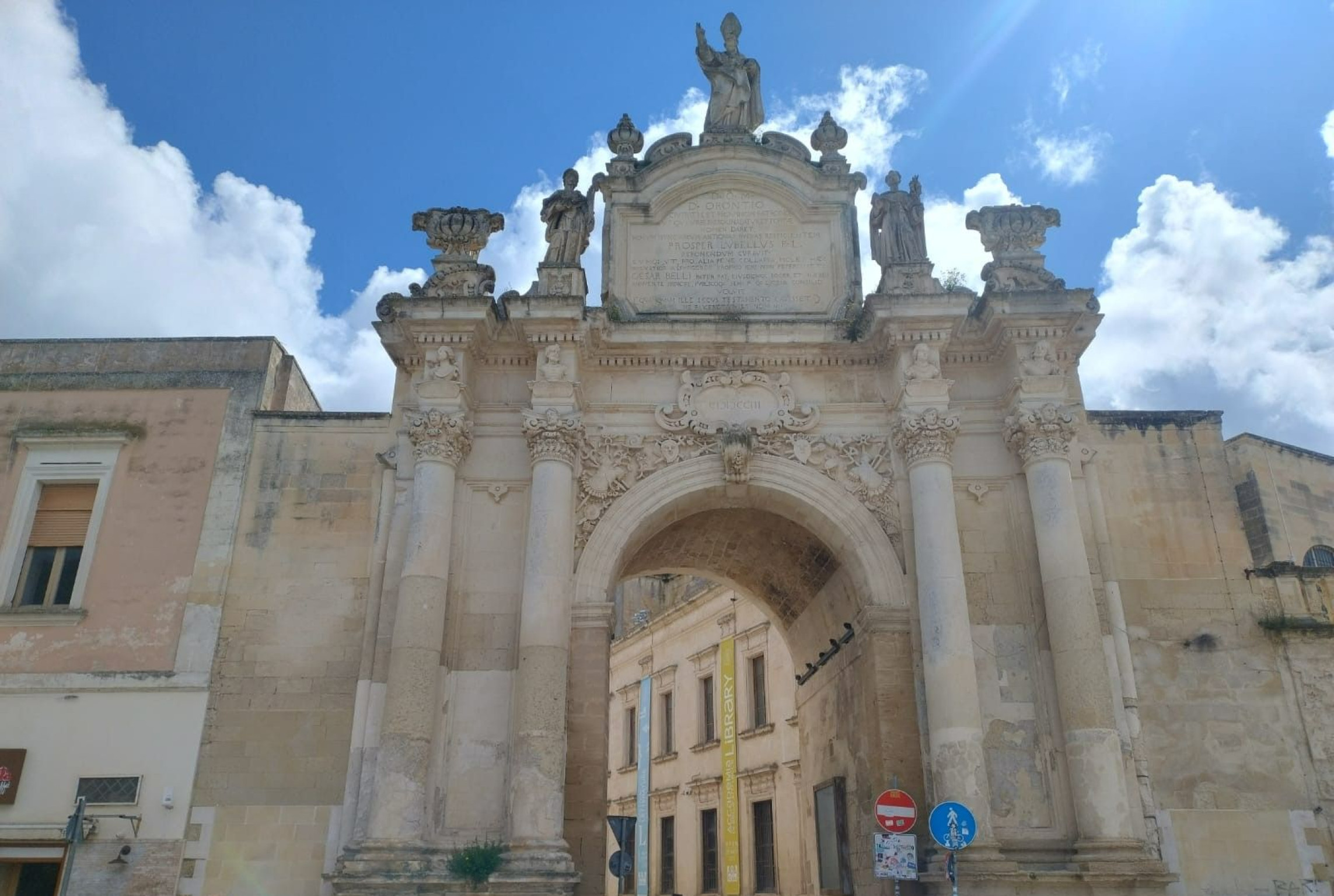 Hero Porta Rudiae a Lecce