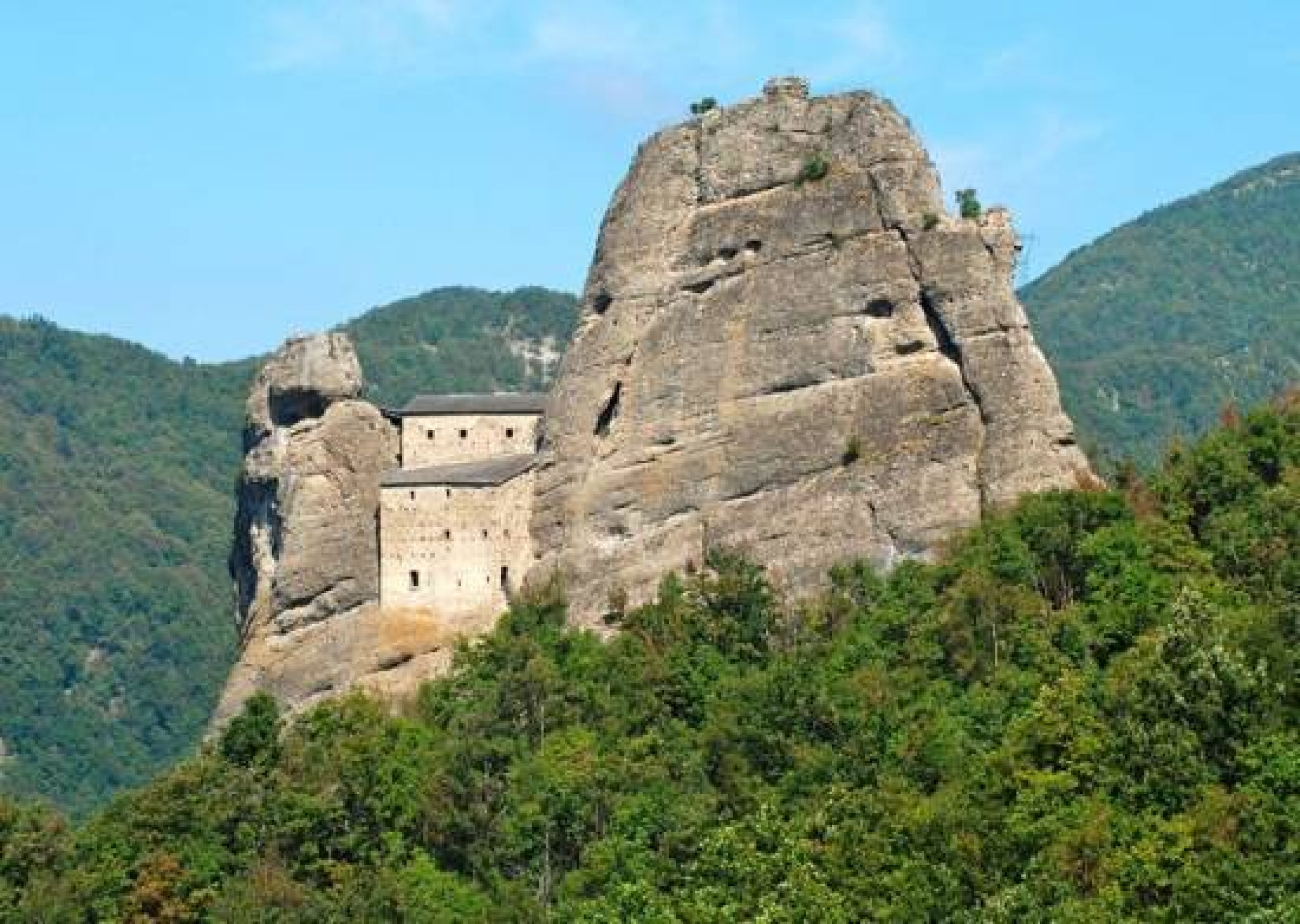 Hero Castello della Pietra