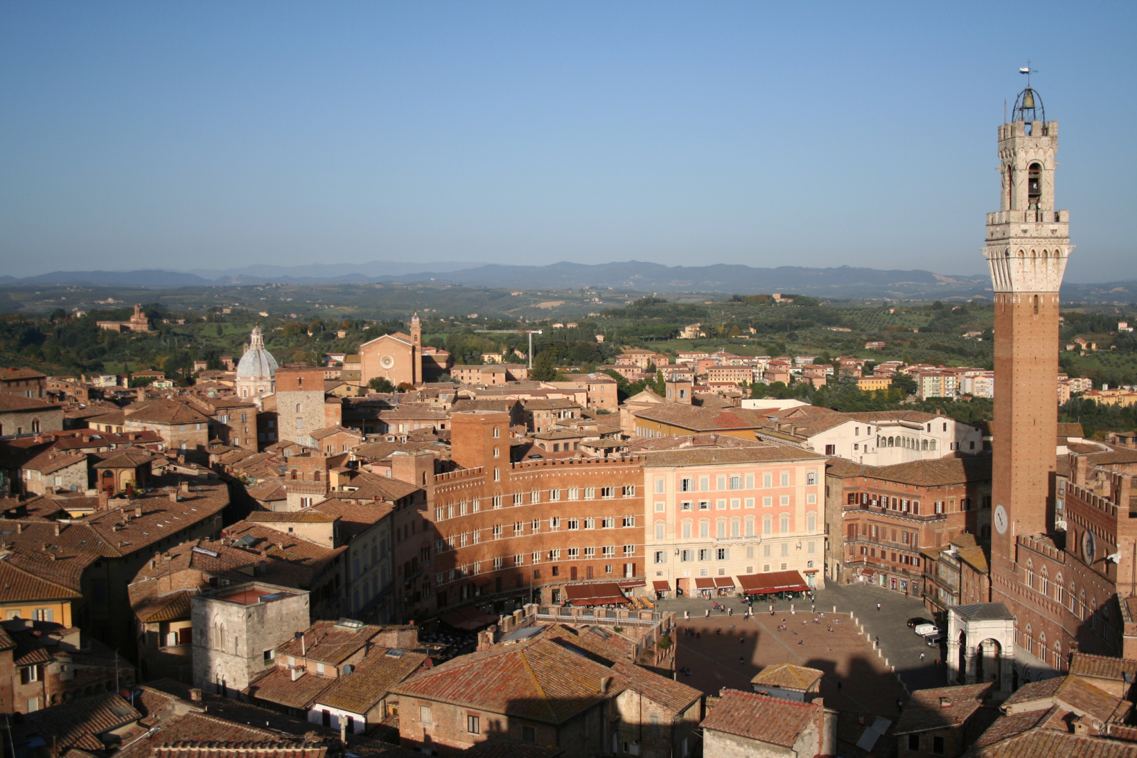 Hero Siena, la città del Palio