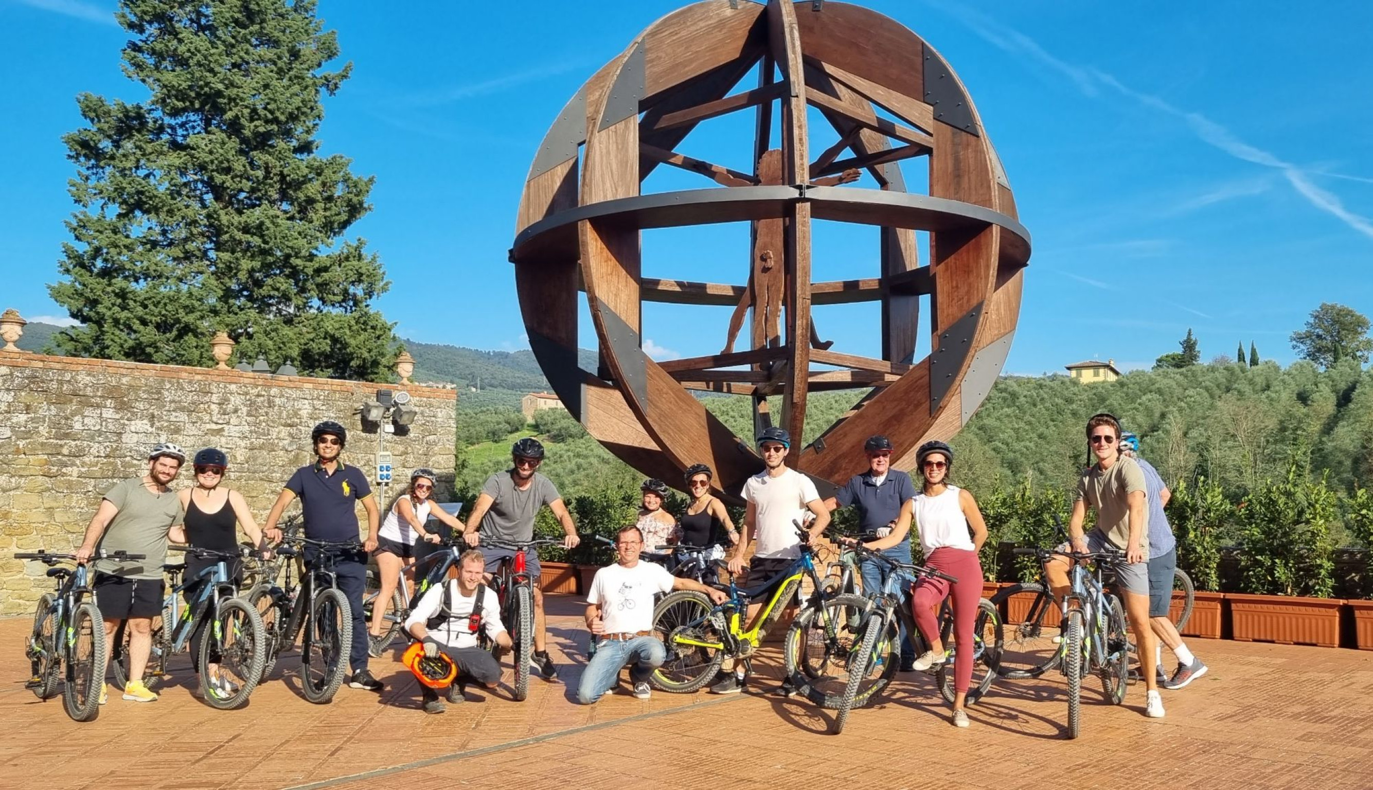 Hero Le origini di Leonardo in ebike