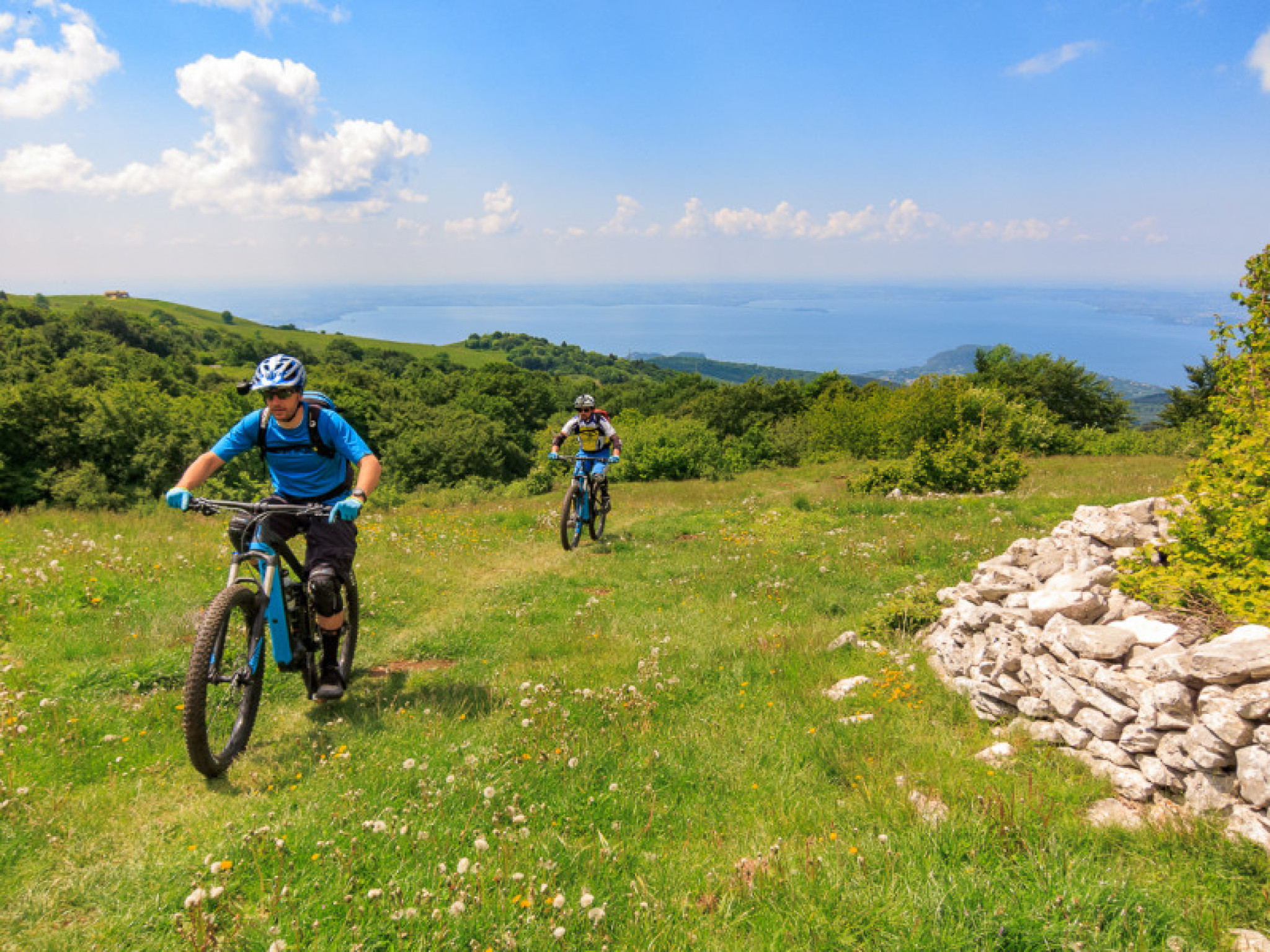 Hero Dolomiti, Appennini …E forse il Monviso – La Magia del Monte Baldo in E-MTB