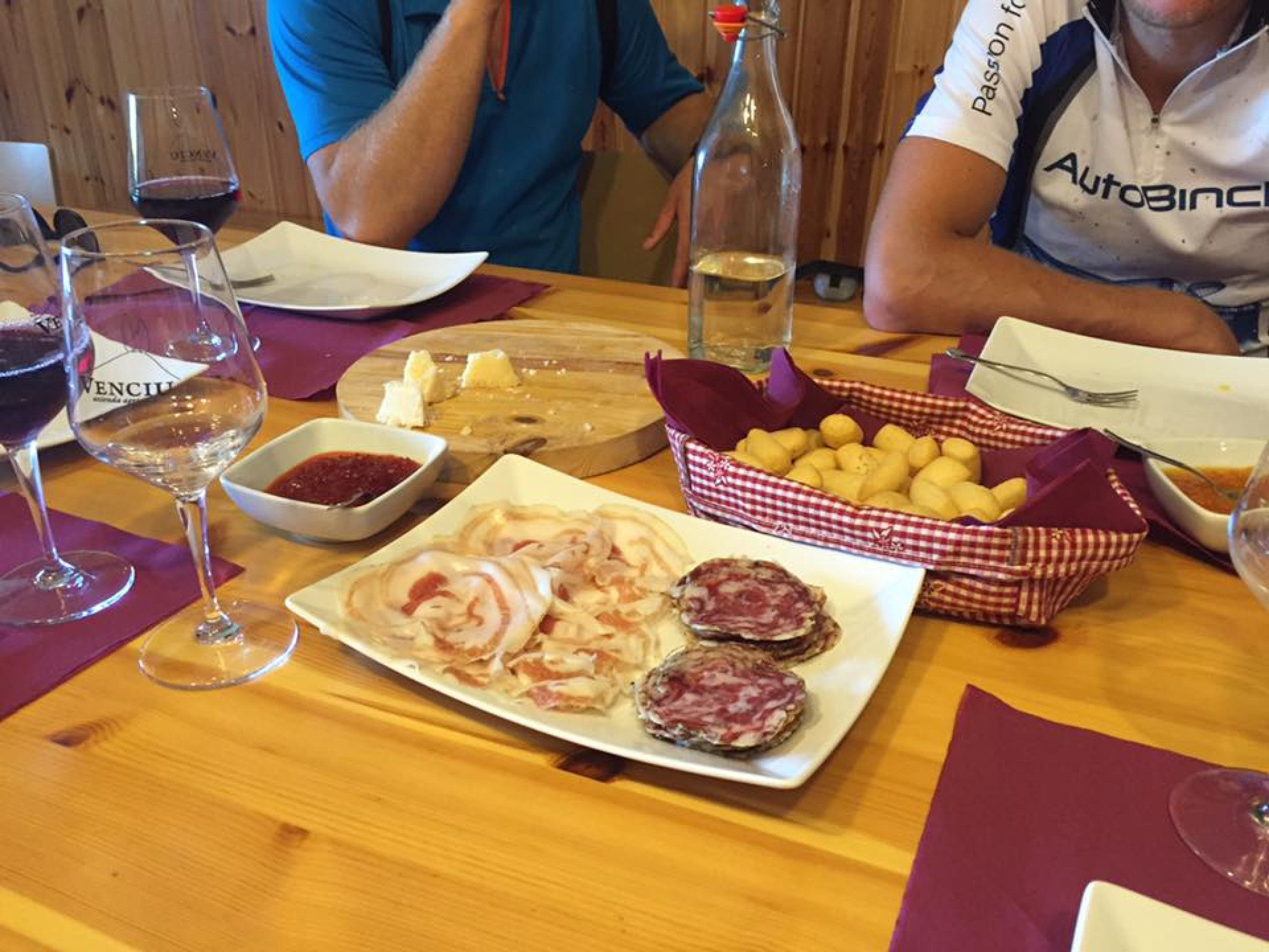 Hero Tour dei vini in bici elettrica