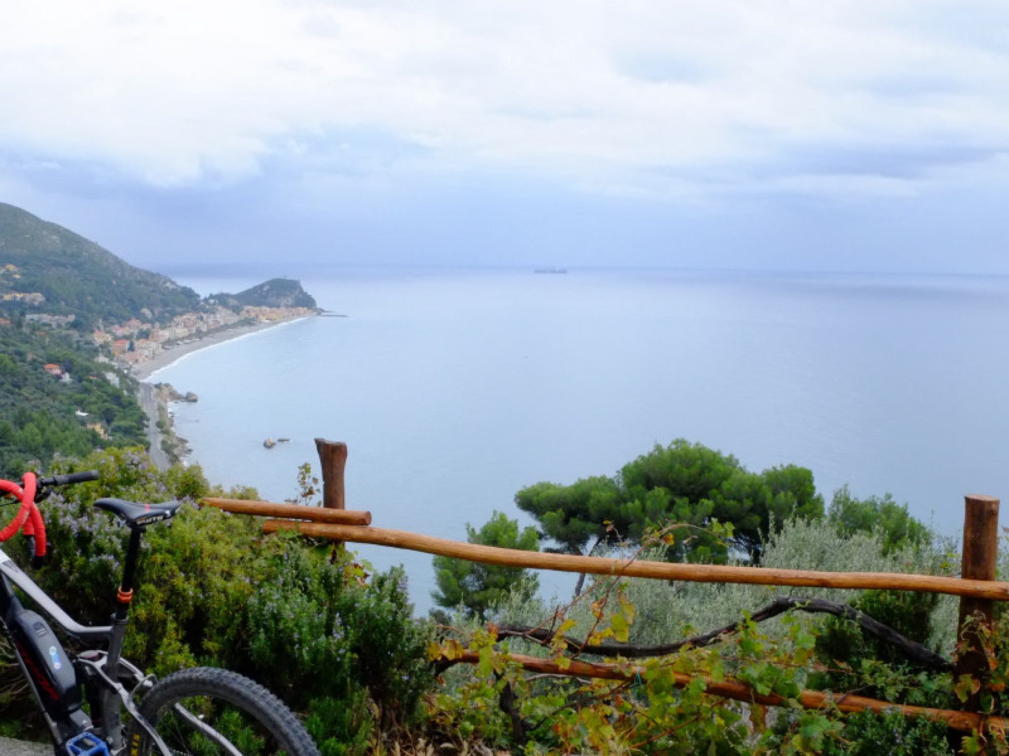 Hero Finale Ligure, Le Mànie, Noli