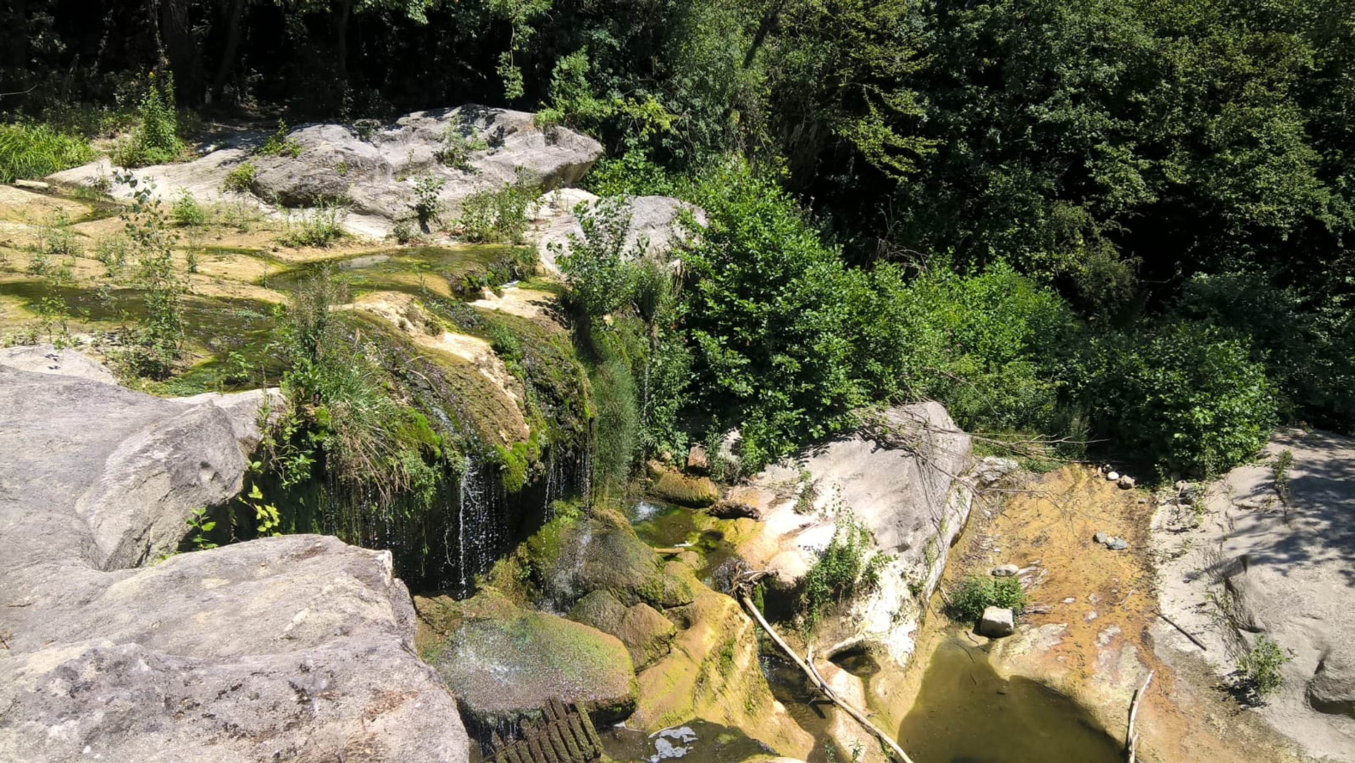 Hero Le colline del Gavi  e la Riserva naturale del Neirone