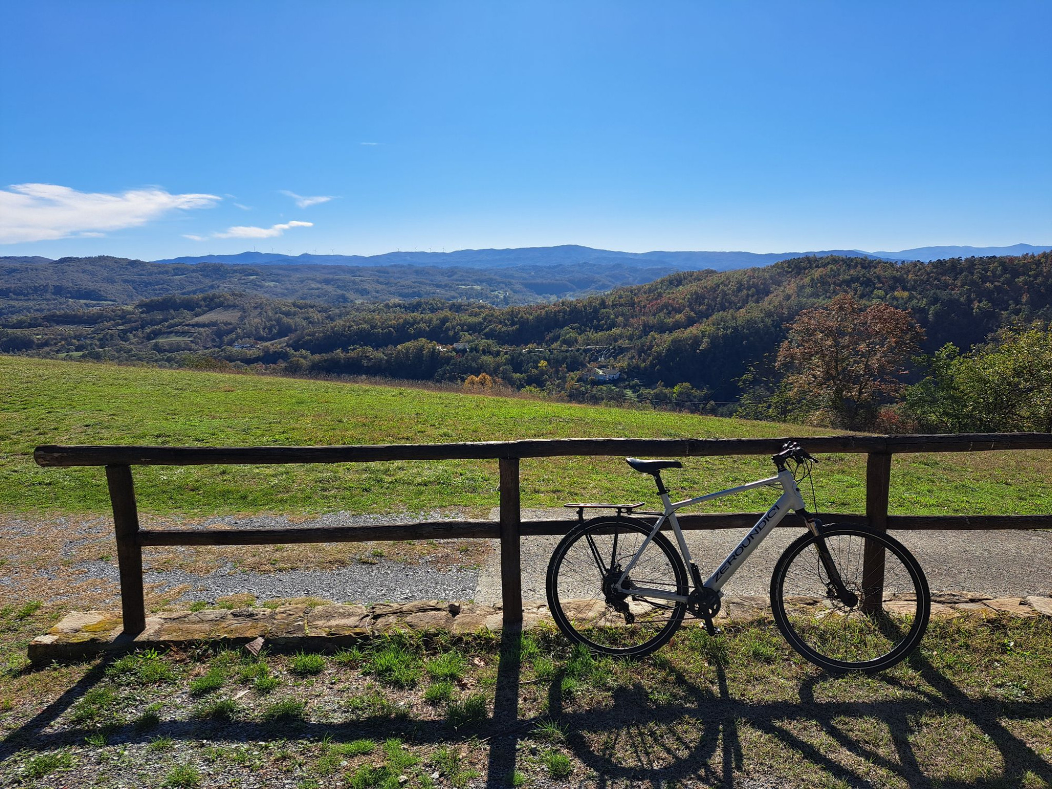 Hero In E-bike tra gli Ulivi di Olmo Gentile e le Rocce di Roccaverano