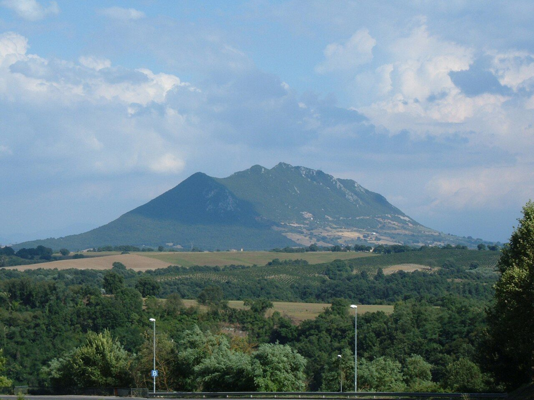 Hero Roccantica - Fonte Regna