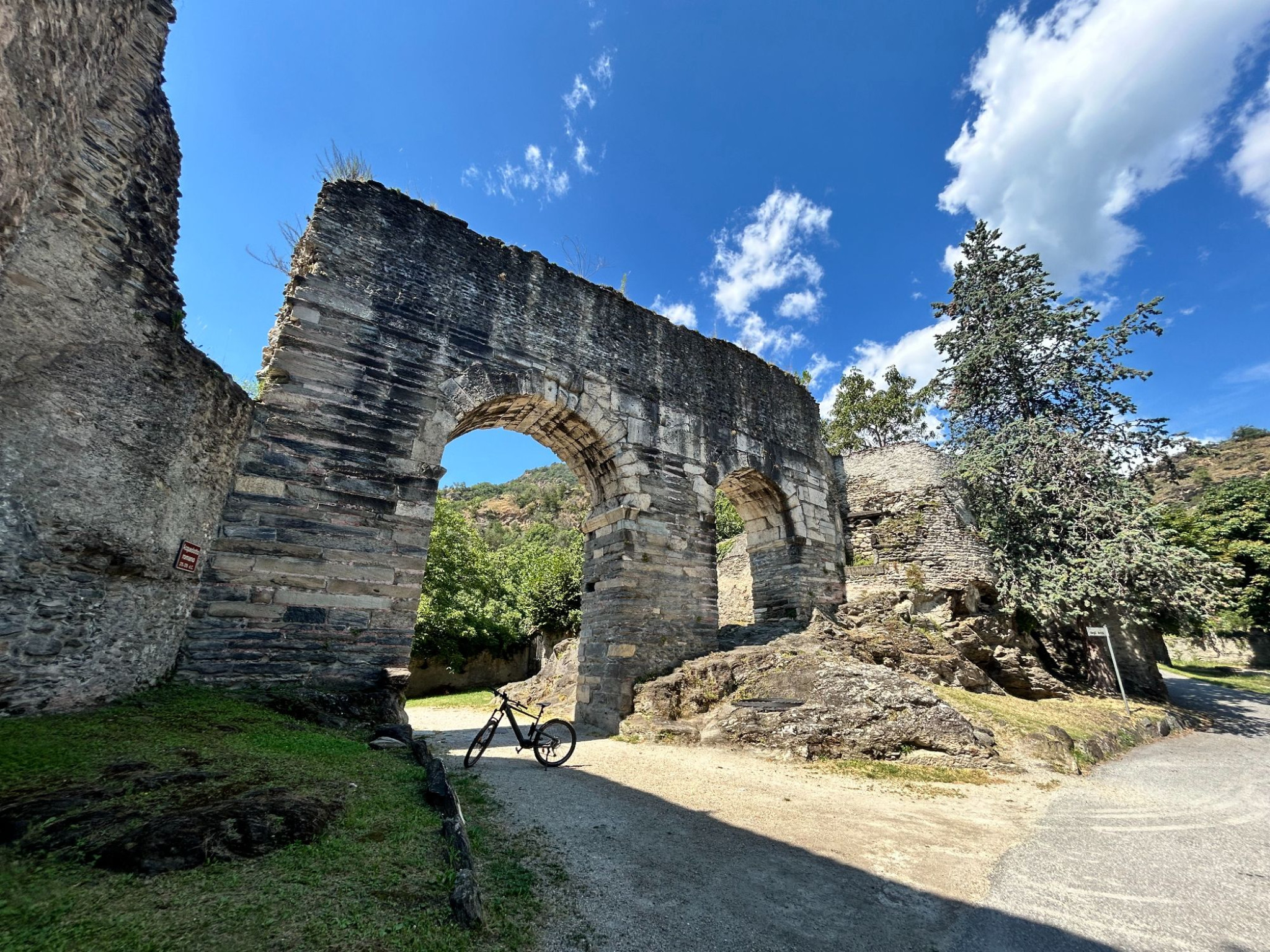 Hero Pedalando tra Borghi e Natura: Un Anello tra Bussoleno e Susa
