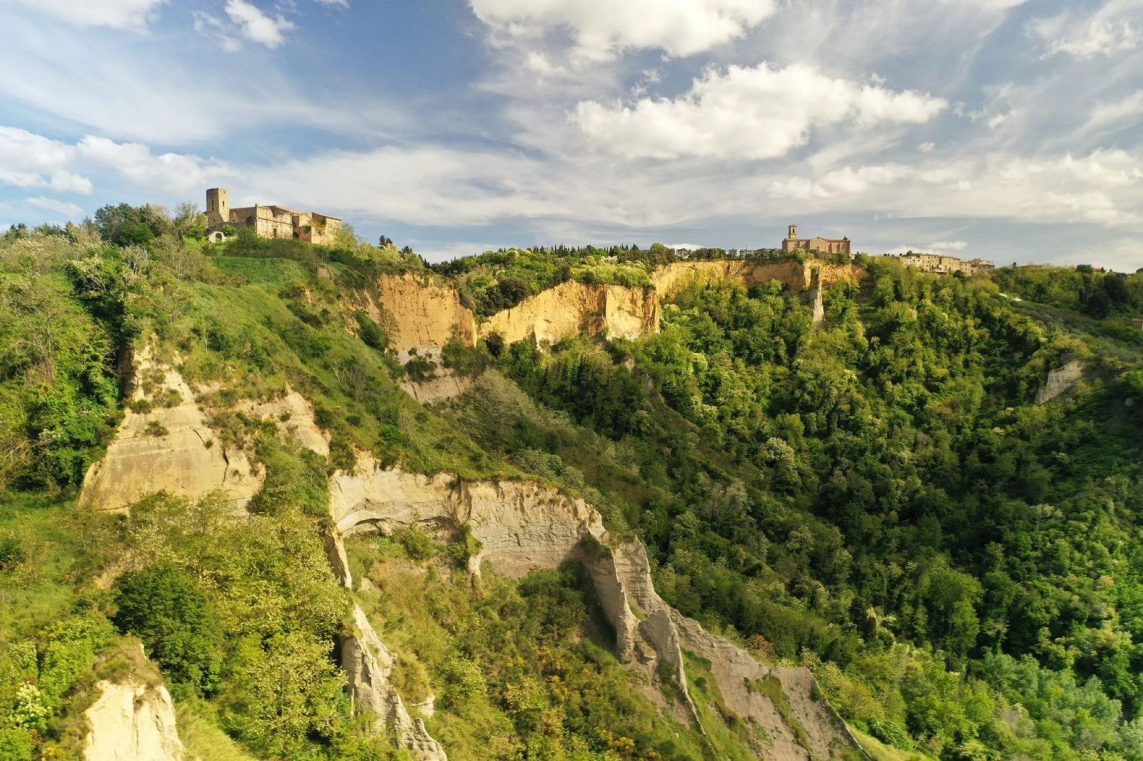 Hero Volterra e i Calanchi in e-bike 