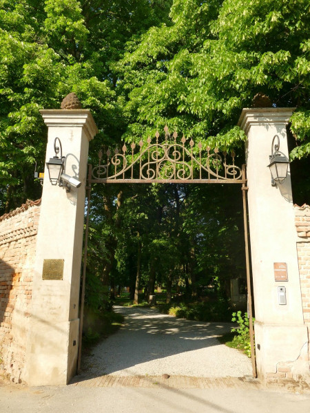 Villa Bottini e la Limonaia