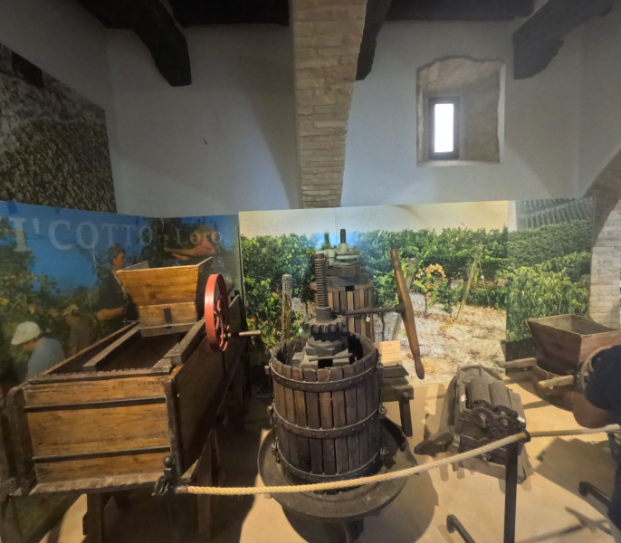 Museo del vino cotto di Loro Piceno