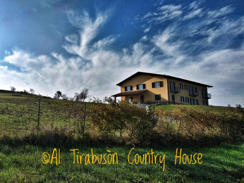 "Al Tirabuson" Farmhouse