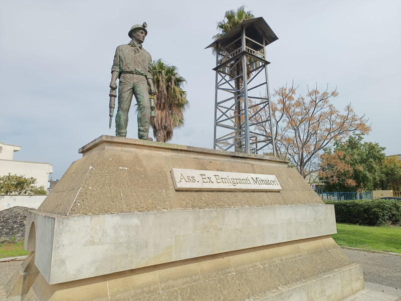 Monumento ai minatori (Taviano)