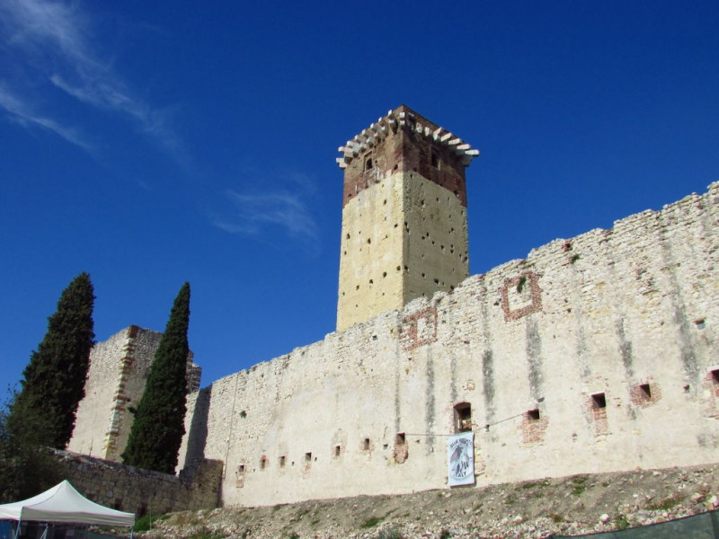 Castello di Montorio